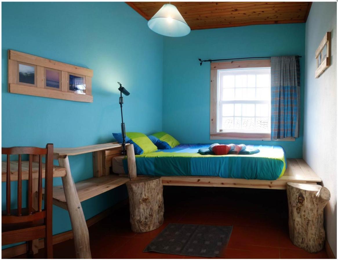 A Barraka: Rent Your Room In Flores! Lajes das Flores Luaran gambar